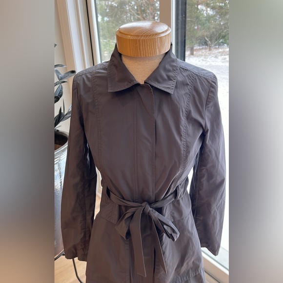 EUC Theory rain wind coat - Picture 3 of 13